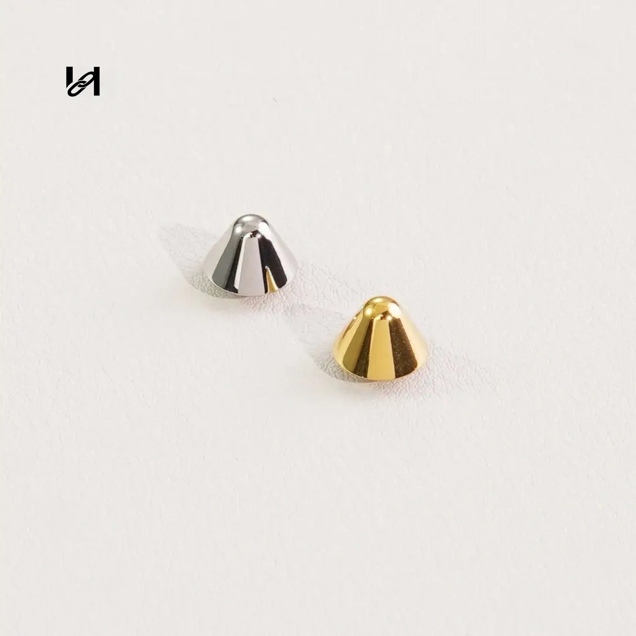 Conical punk foot spikes - hardware