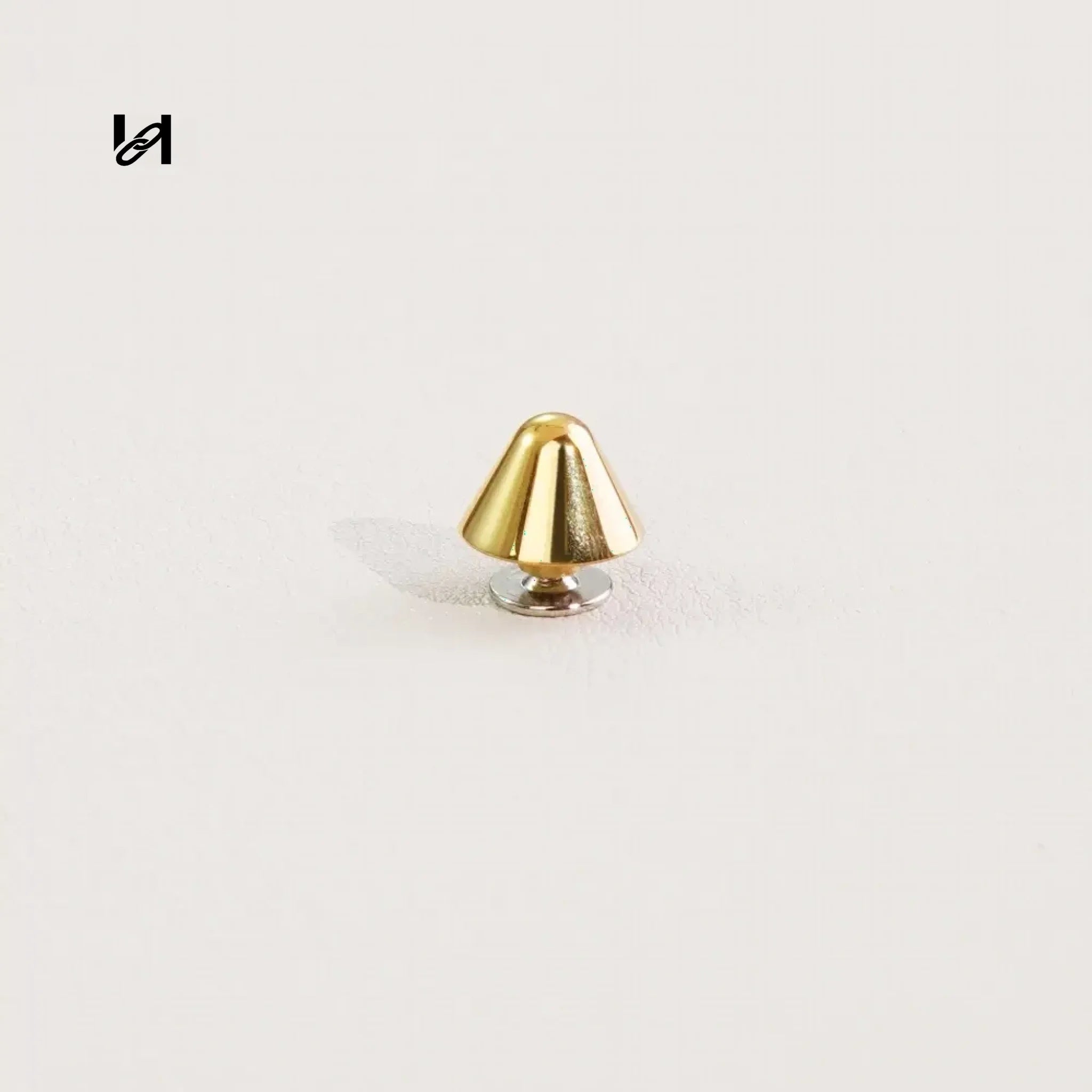 Conical punk foot spikes - hardware