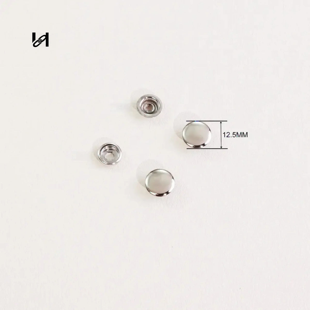 slightly hollow snap button - hardware