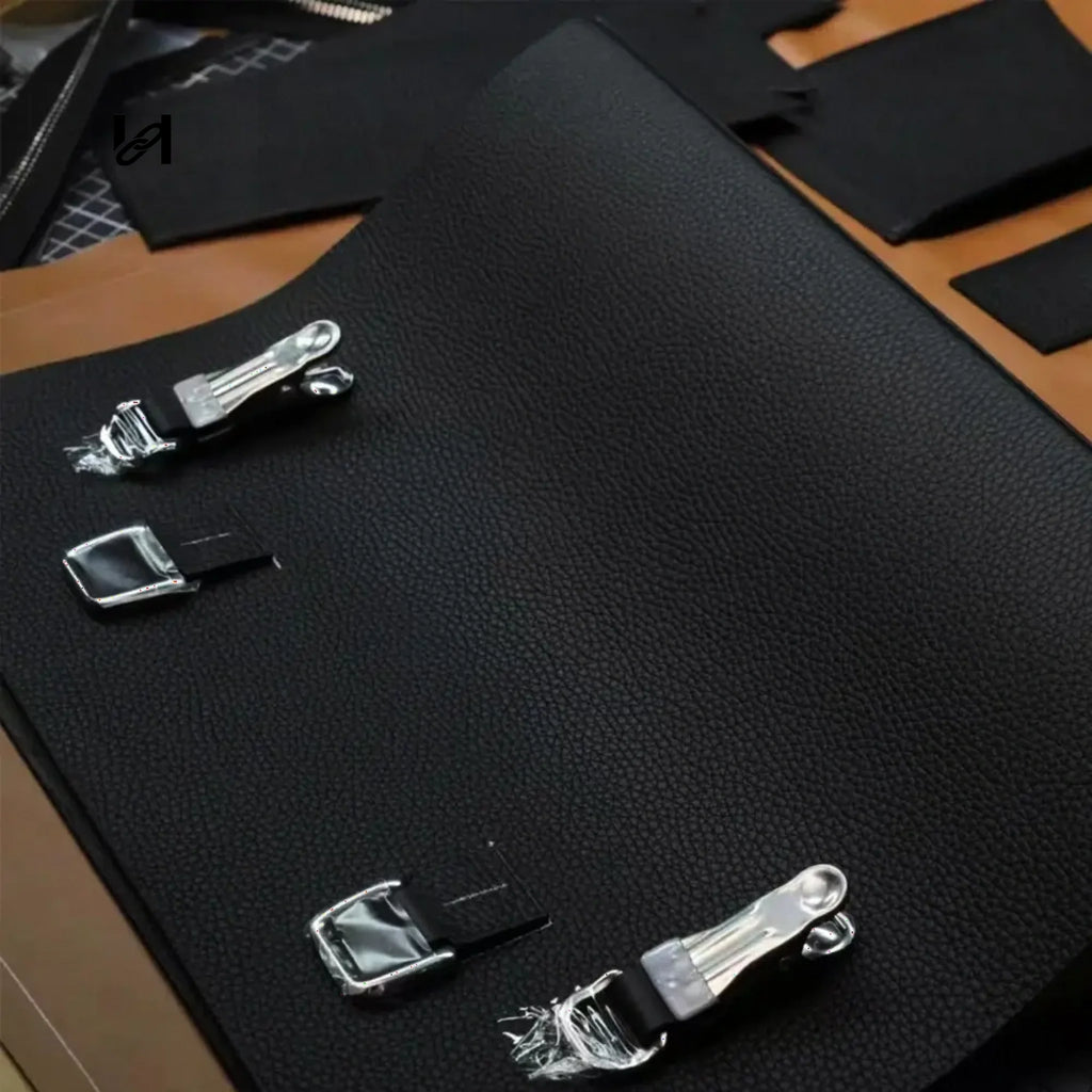 Bending D buckle - hardware