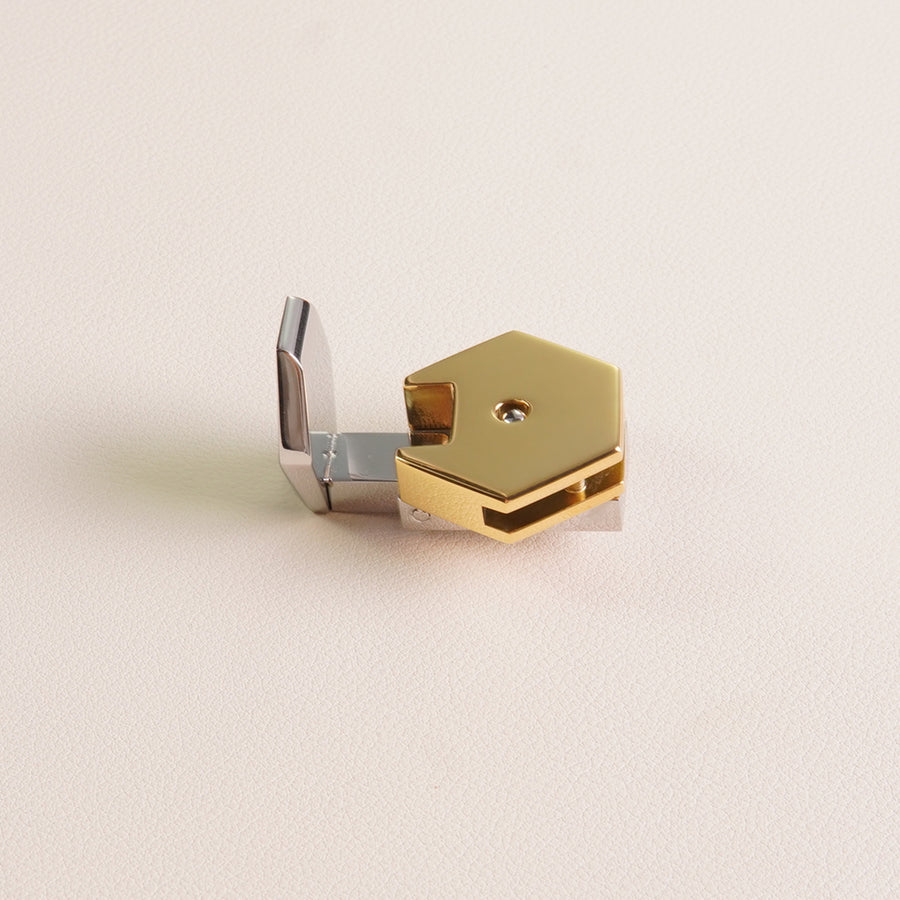 Diamond Hexahedral Lock