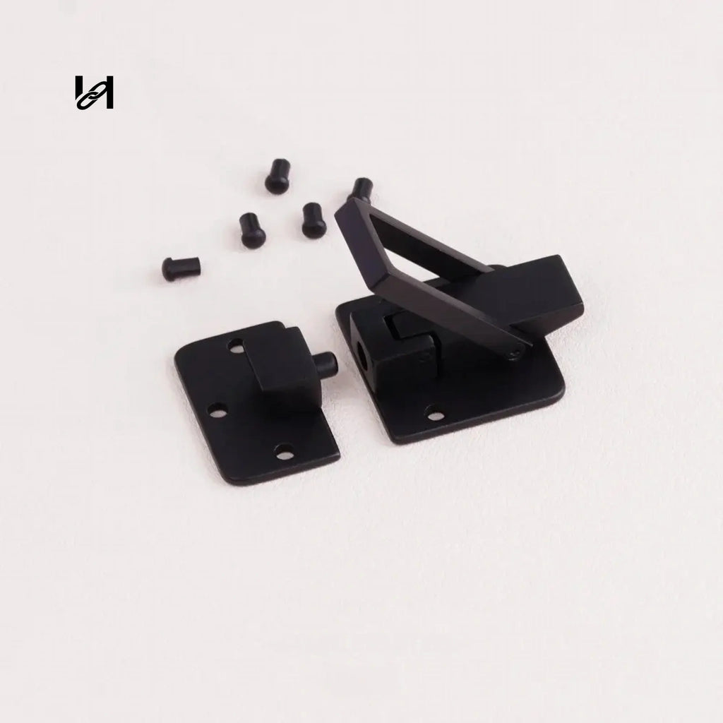 Suitcase flip lock - hardware