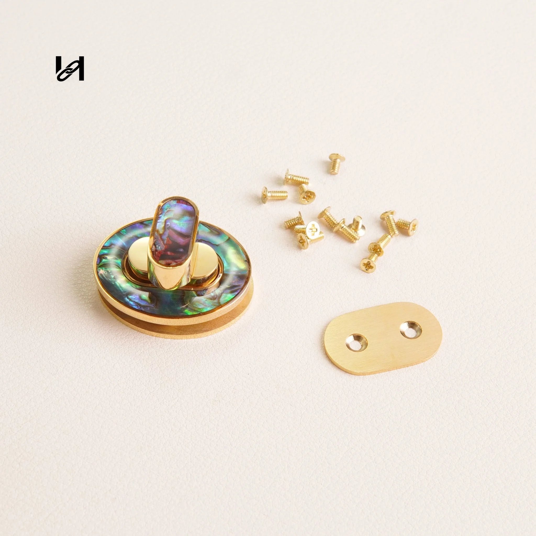 30×24mm Stainless Steel Oval Shell Design Locks with Colored Finish - Green / Gold - hardware