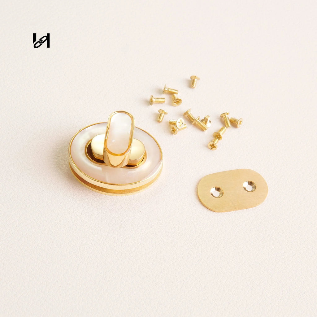 30×24mm Stainless Steel Oval Shell Design Locks with Colored Finish - White / Gold - hardware