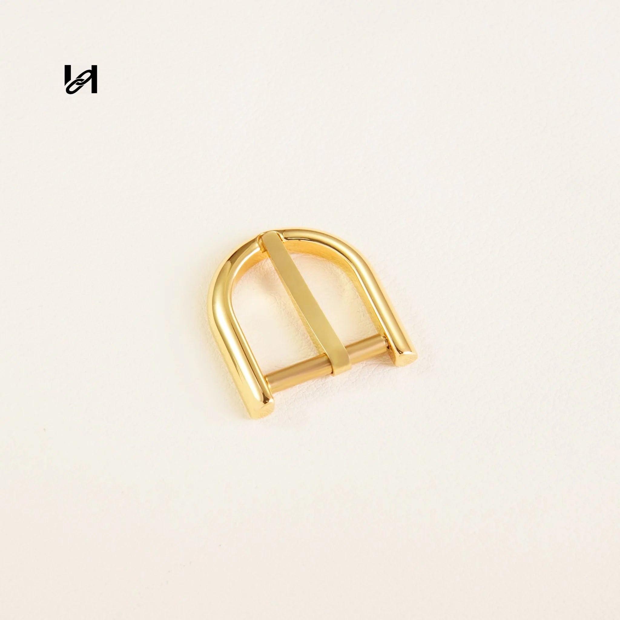 Delvau Dring Buckle - Small / Gold - hardware