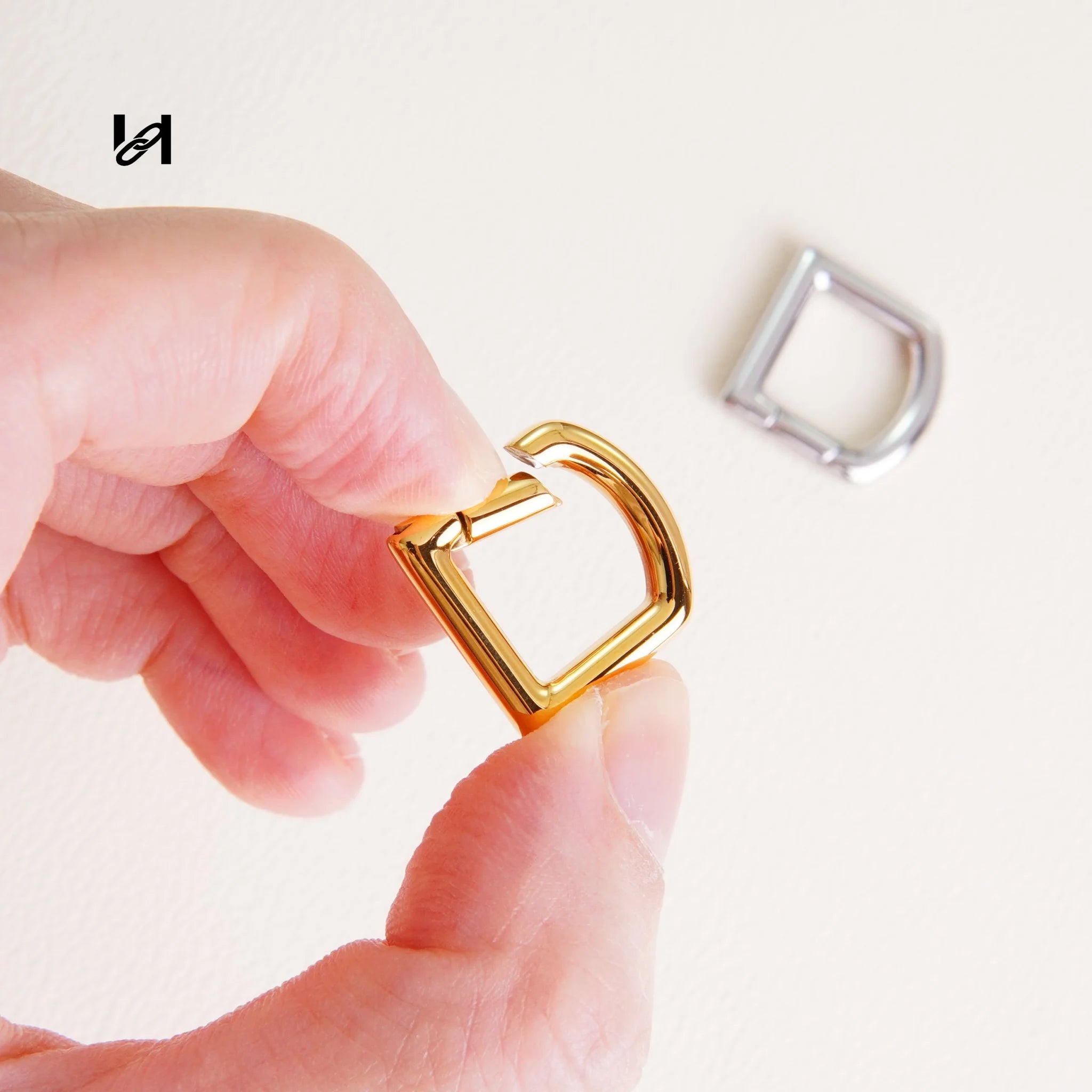 Best-Selling 11mm Stainless Steel Spring-Loaded D-Rings – Custom Hardware for Bags & Accessories - hardware