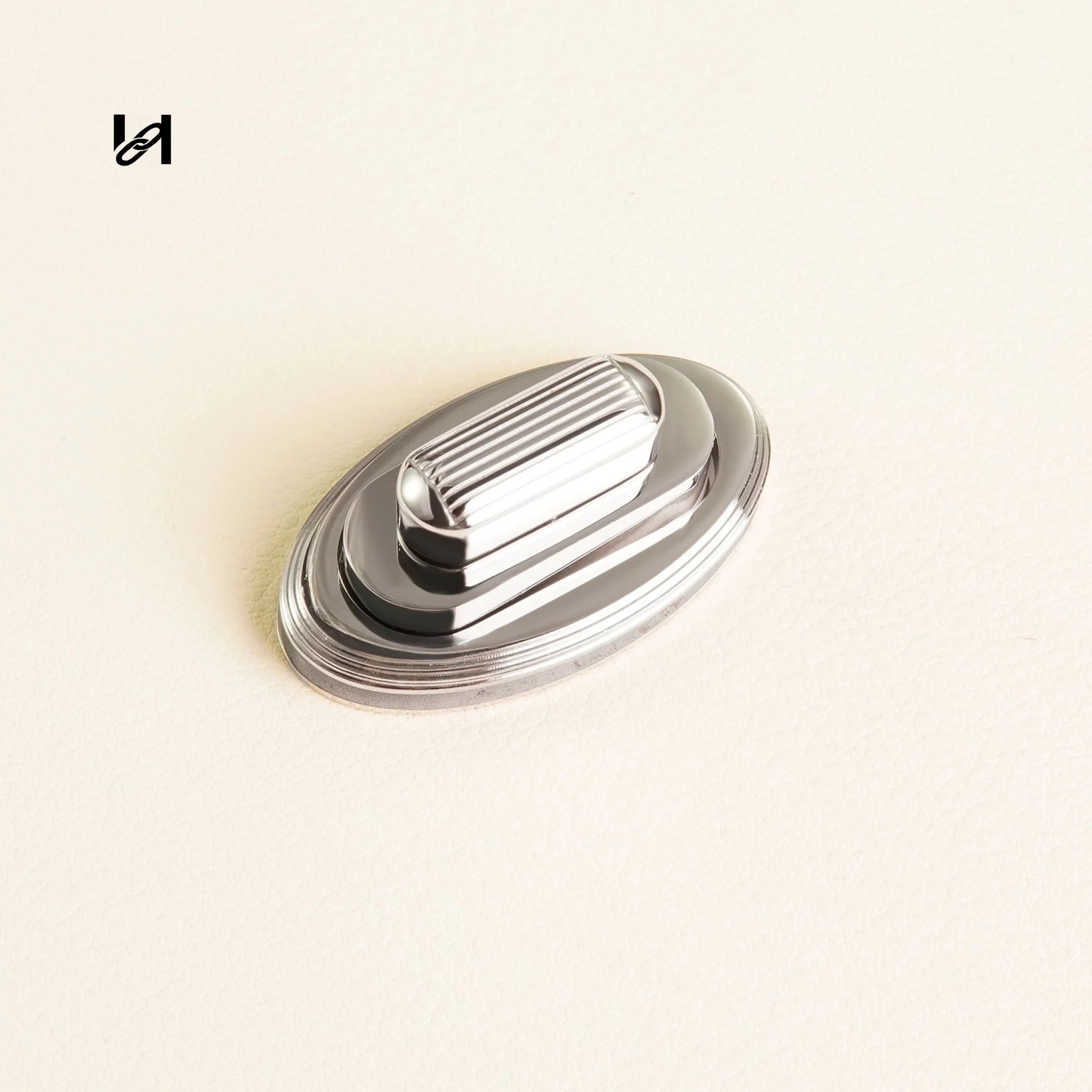 Best-Selling 38×21mm Stainless Steel Oval Turn Locks – Custom Hardware for Bags & Brands - Silver - hardware