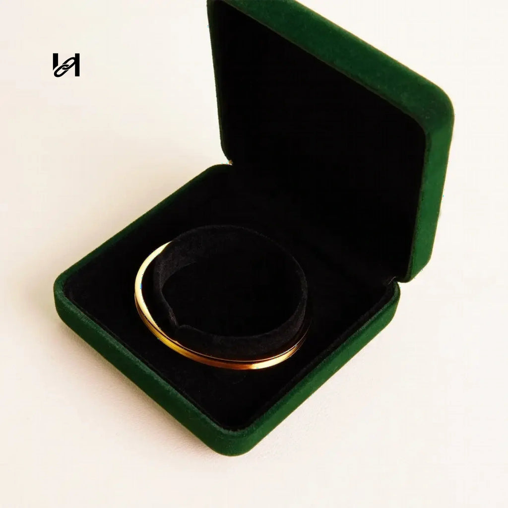 Bracelet Gift Box - hardware