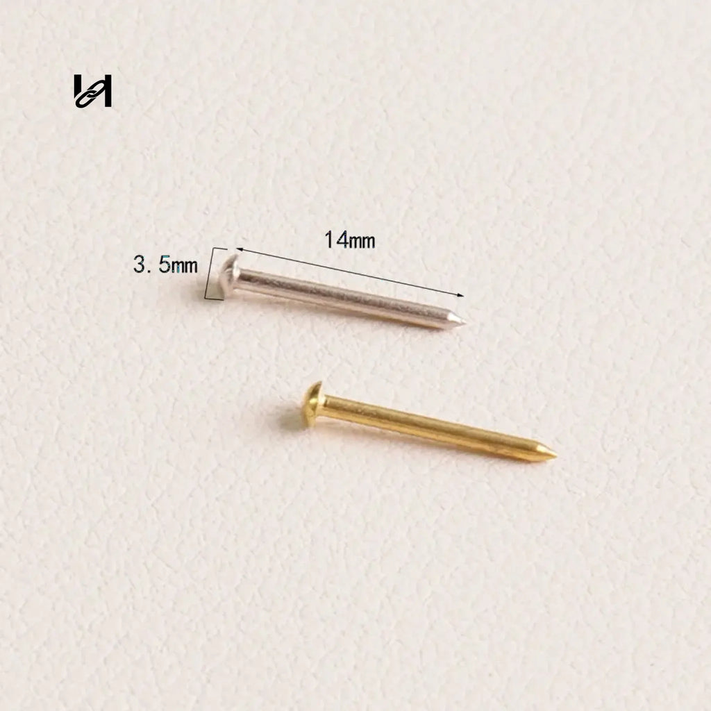 Brass Long Nail & Pelarge tool - hardware