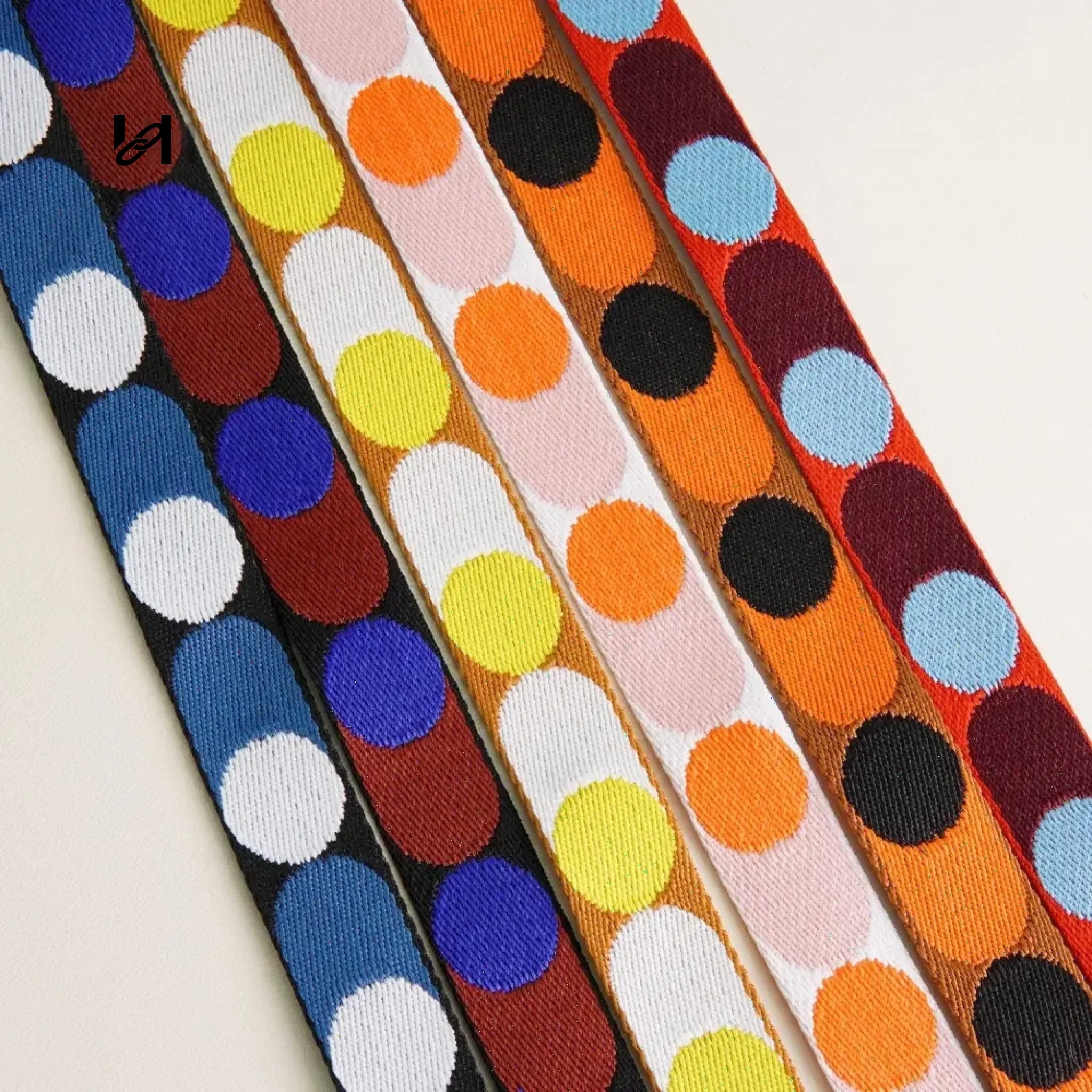 Colored webbing 25 mm wide - webbing