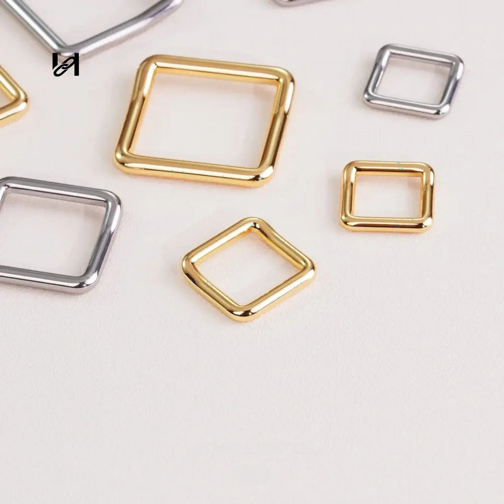 Curved square buckle - hardware