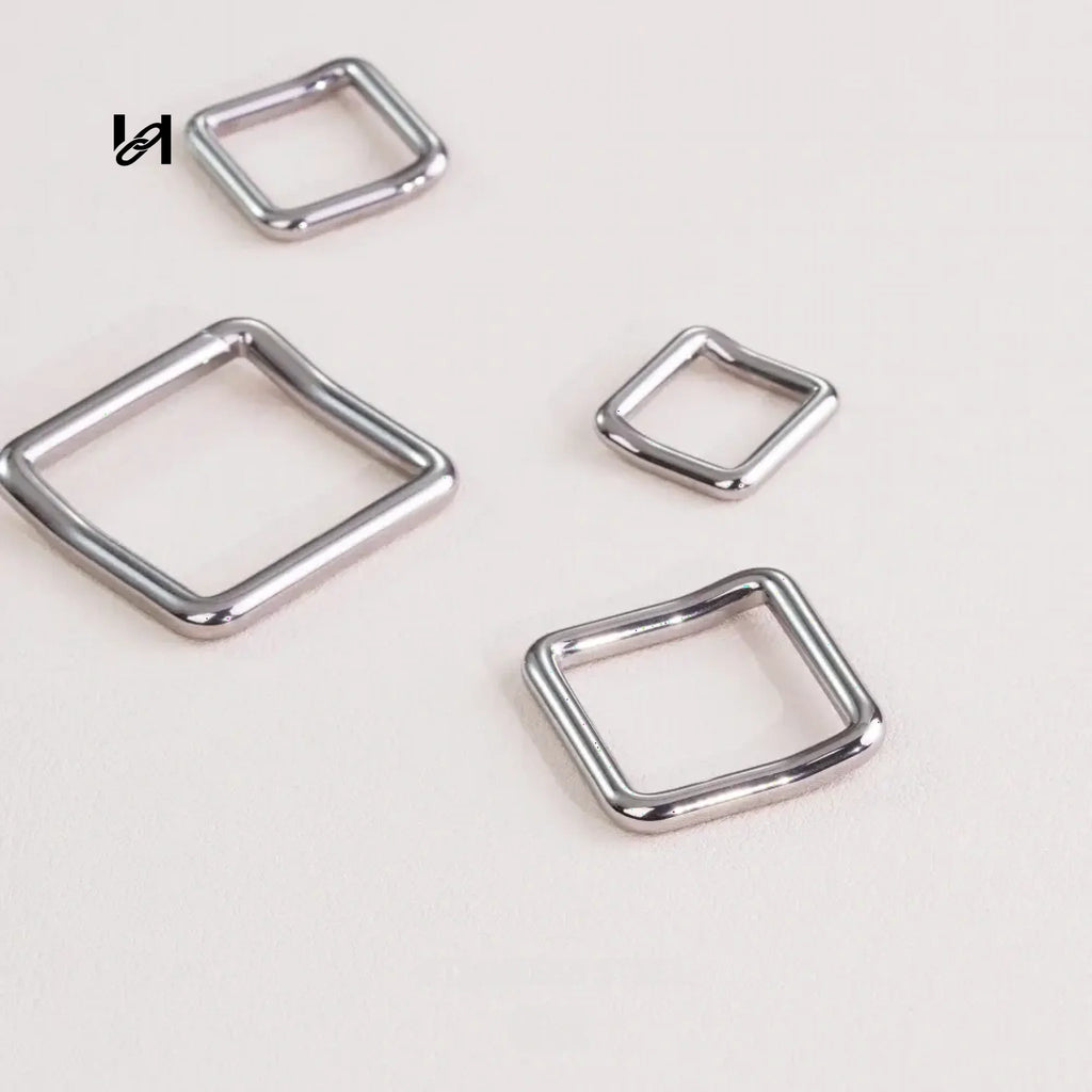 Curved square buckle - Silver / 13MM - hardware