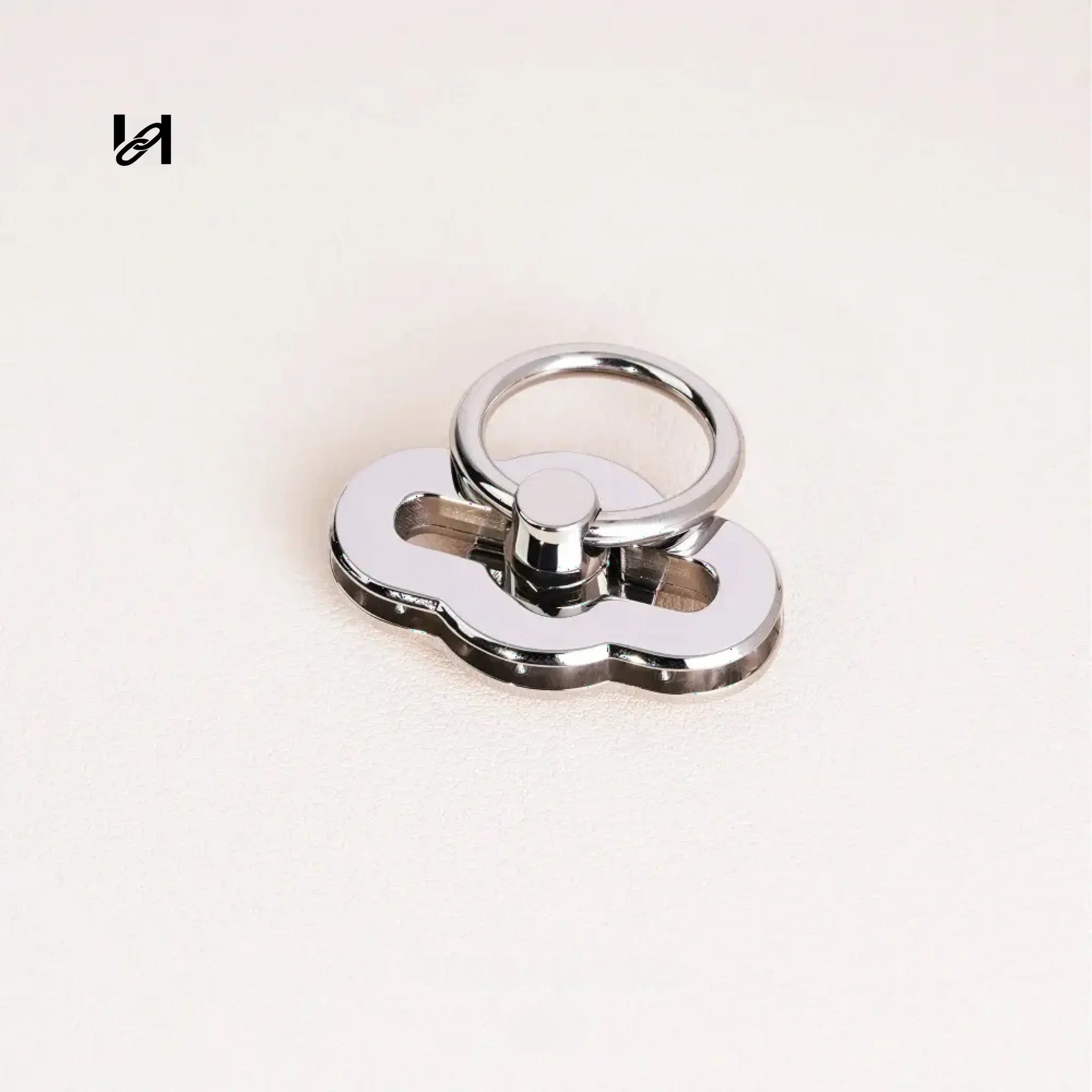 circle-ring oval turn twist lock - Silver / Small - hardware