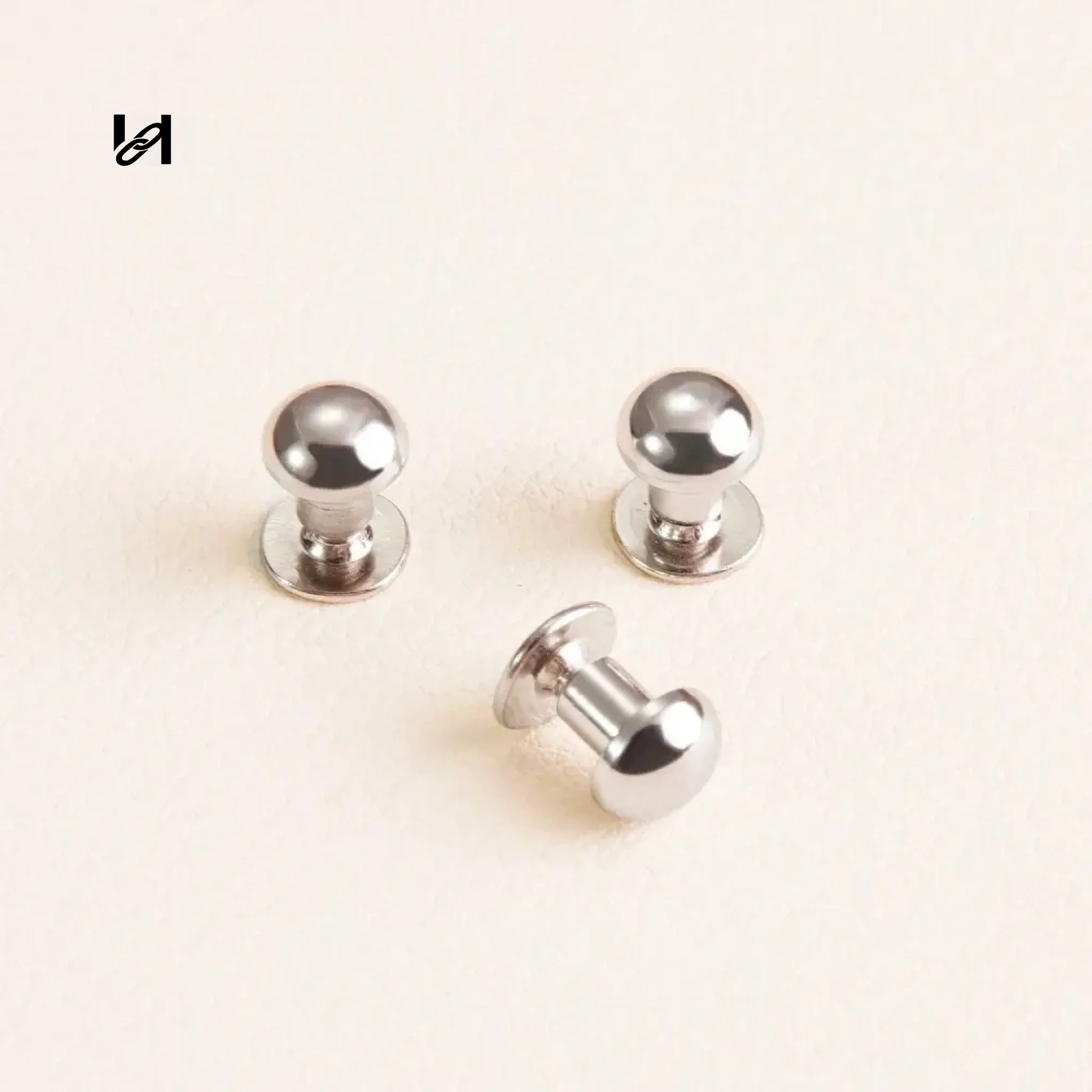 Trunk Rivet/Mushroom Screw - 4mm-1pcs / Silver - hardware