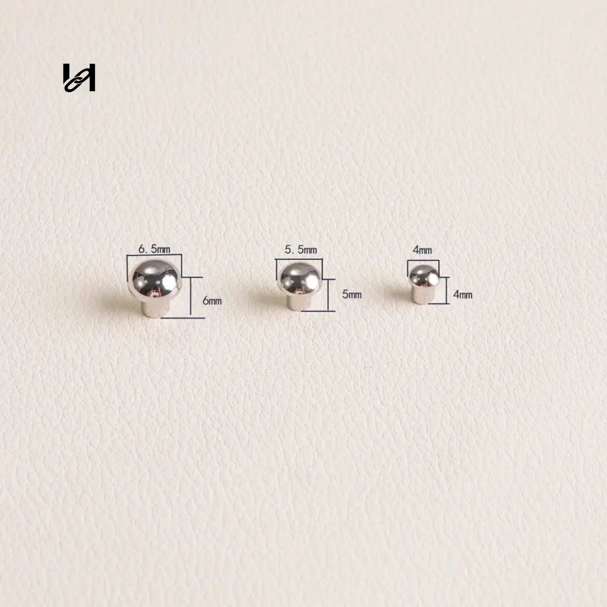 Trunk Rivet/Mushroom Screw - hardware