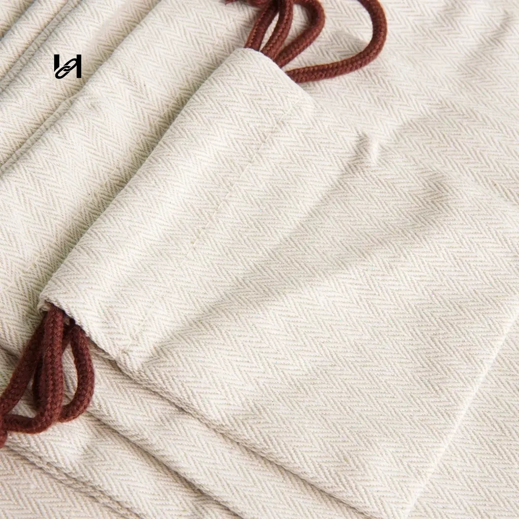 Drawstring Bags/Storage Bags - hardware