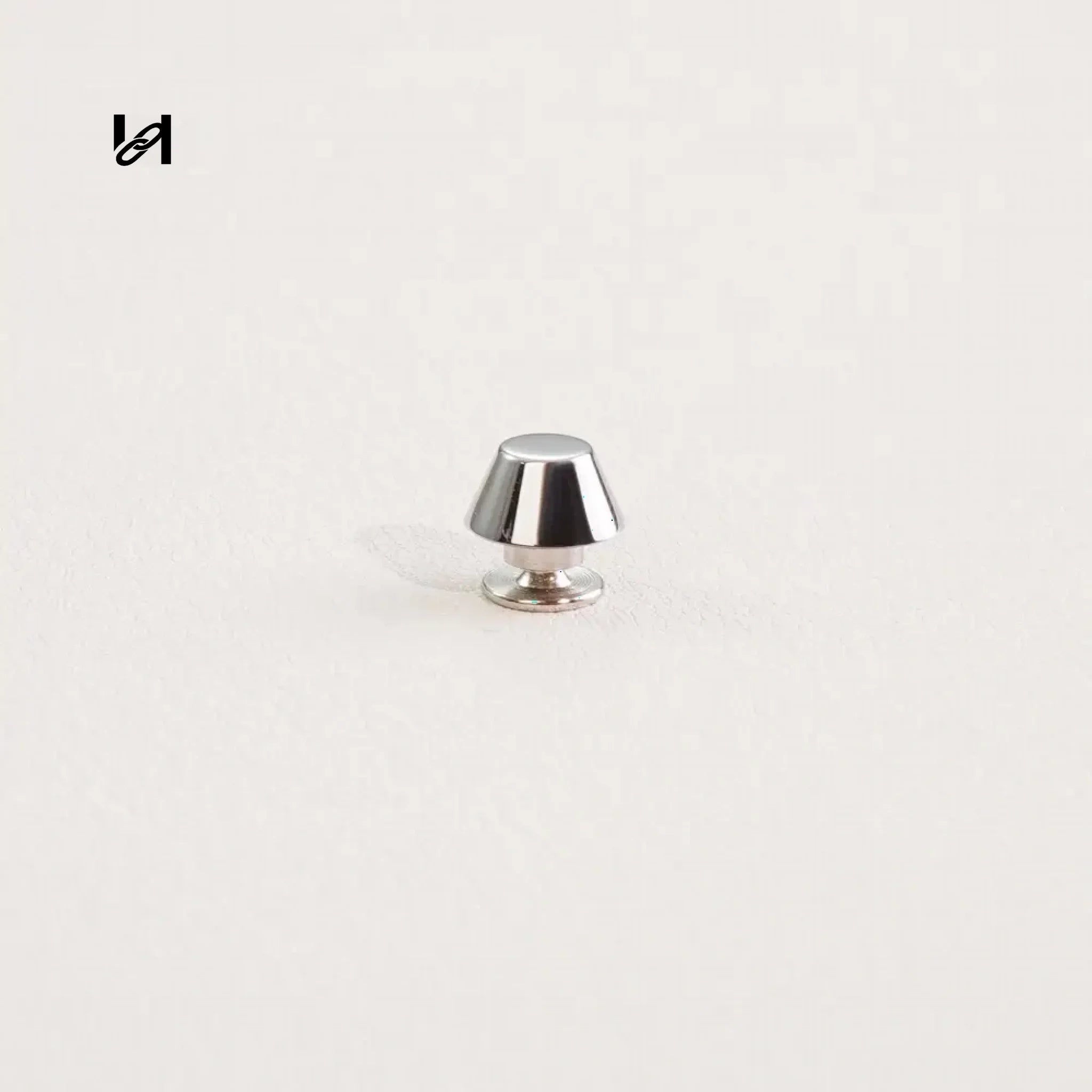 Flat-Conical Foot - silver - hardware