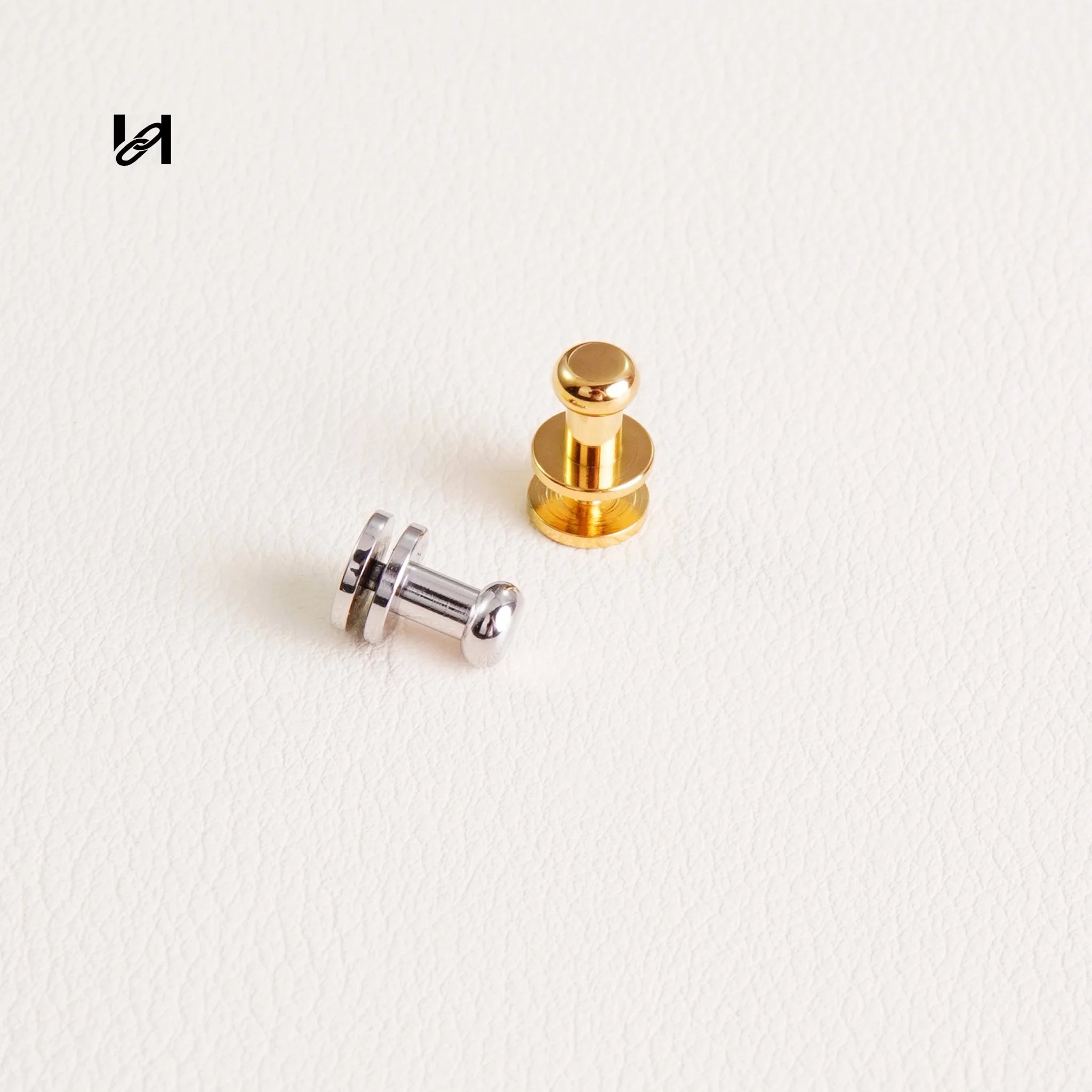Flat Rivet Screw - hardware