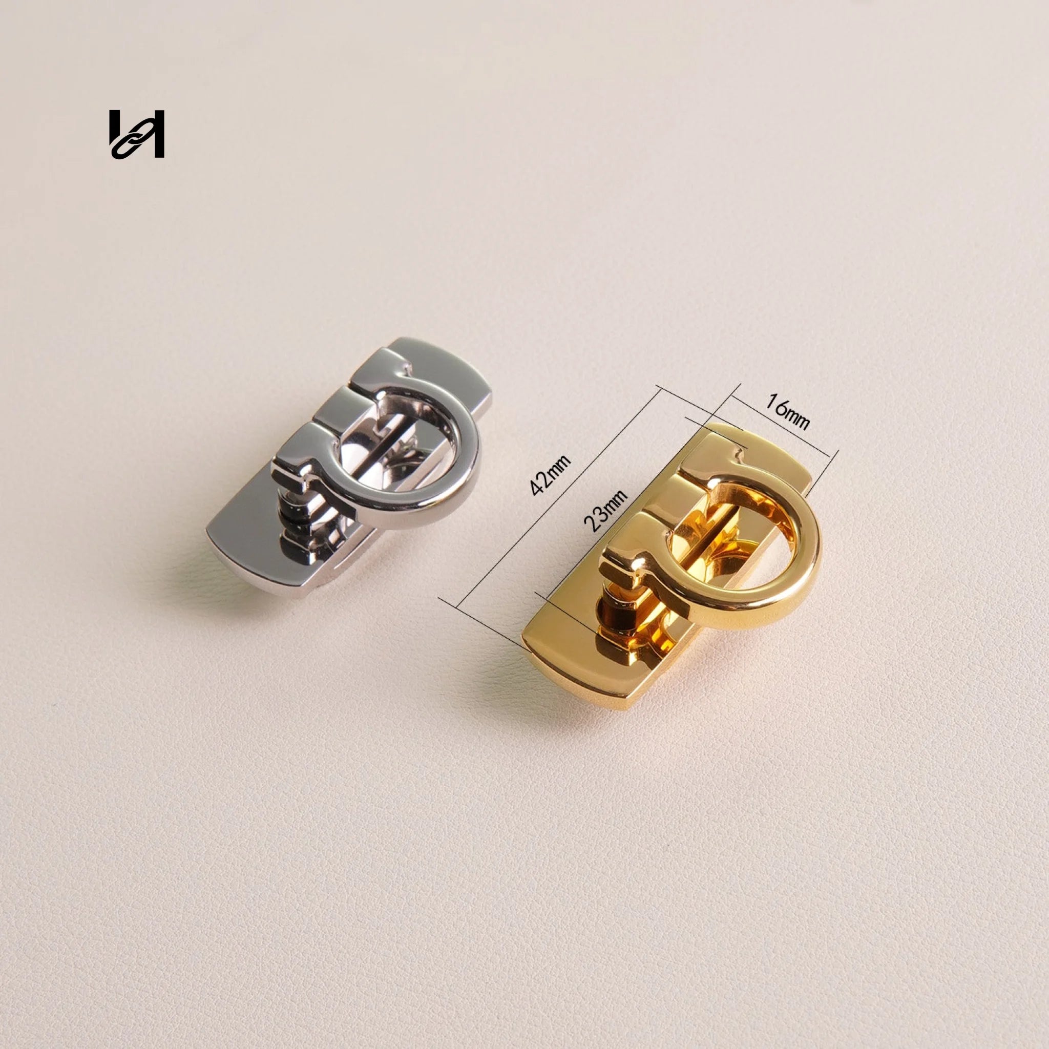 Horse Shoe Lock - hardware