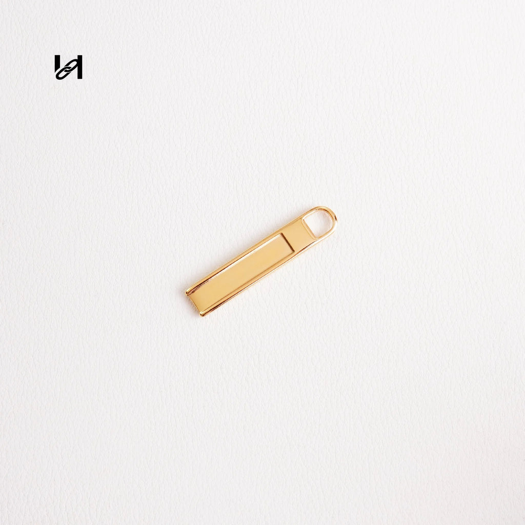 insert-leather zip puller - gold - hardware