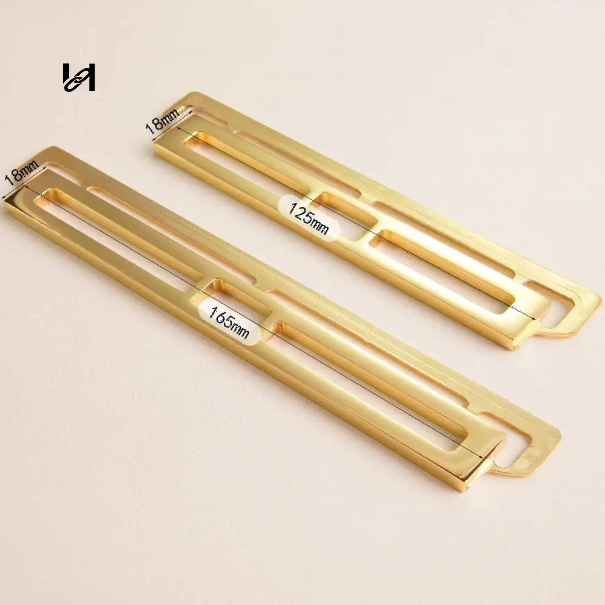 Long twist lock - Small(one piece) / Gold - hardware