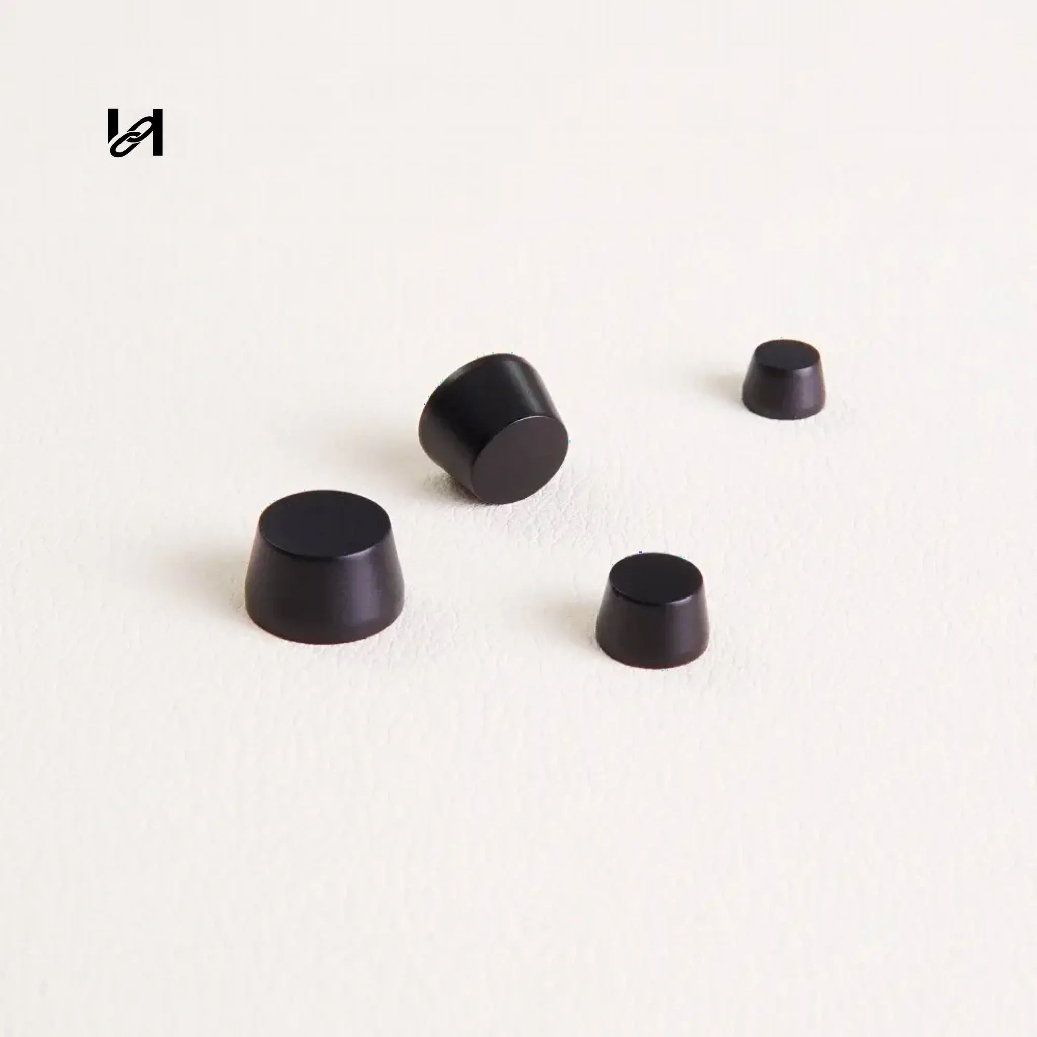Matt Black Foot - hardware