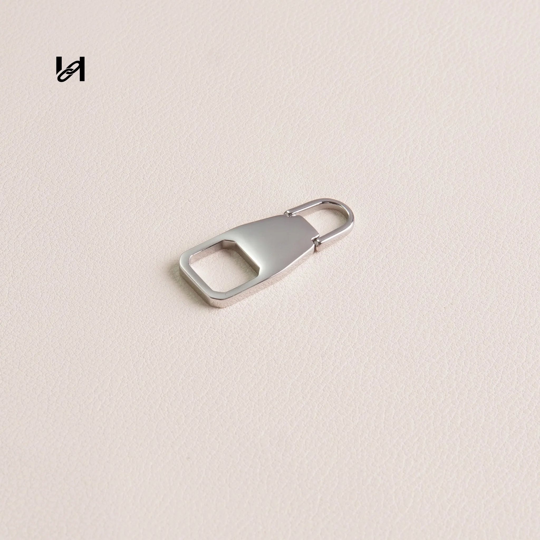 Rotate shape stainless steel zipper puller - hardware