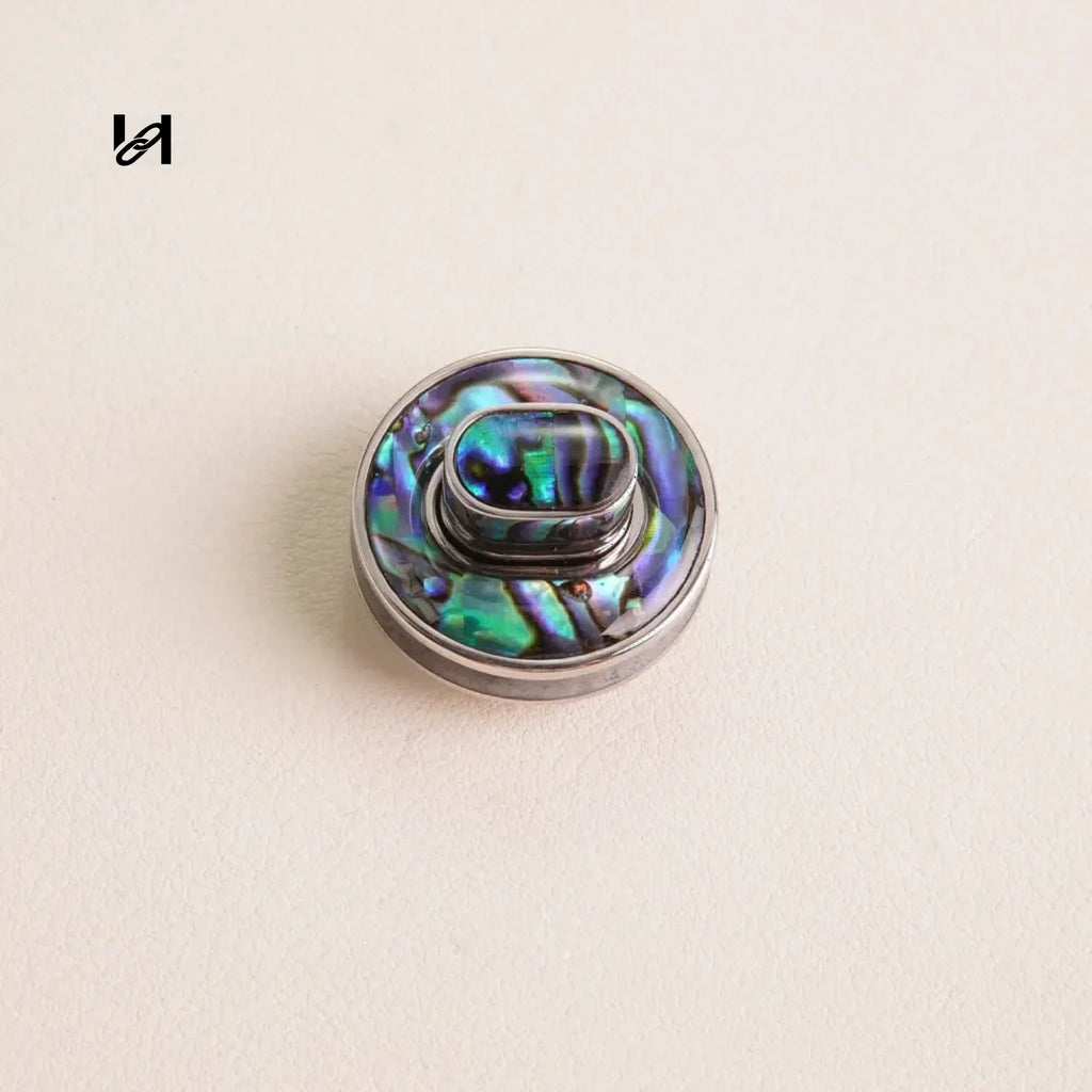 Round Nature Shell Turn Lock - 20mm /Green / Silver - hardware