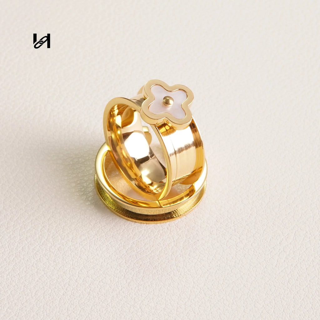Shell flower ring - hardware