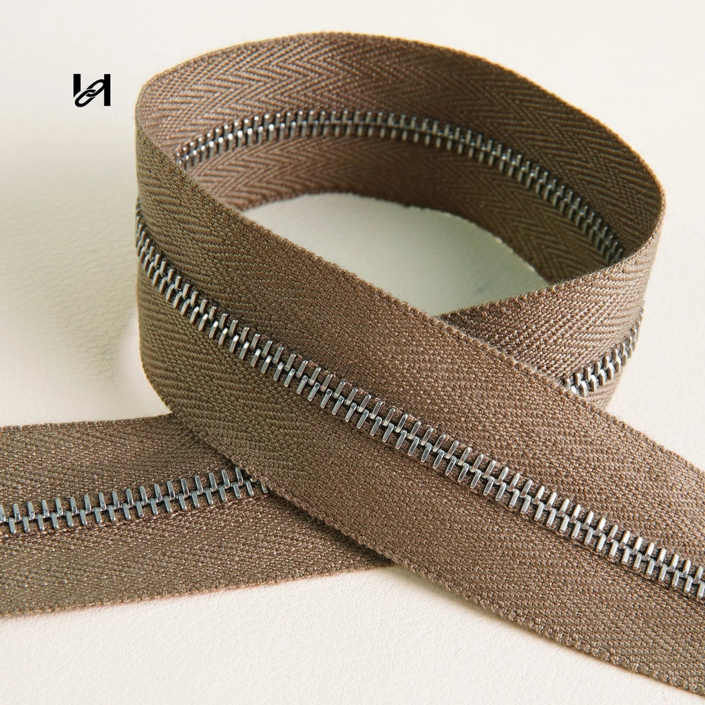 Silver M4 Size Teeth Zipper Tape - Elephant Gray and Silver/92cm - hardware