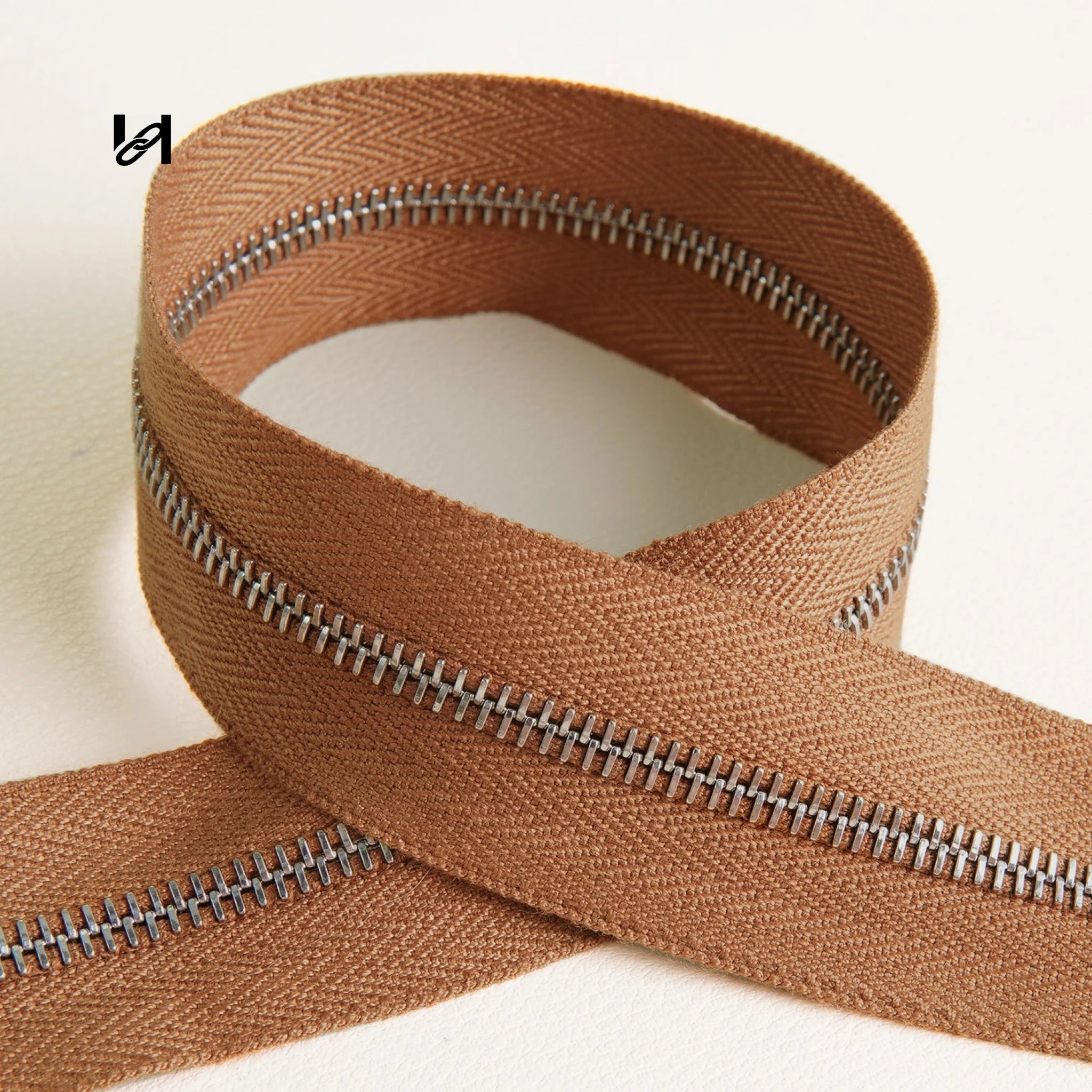 Silver M4 Size Teeth Zipper Tape - Golden Brownand Silver/92cm - hardware