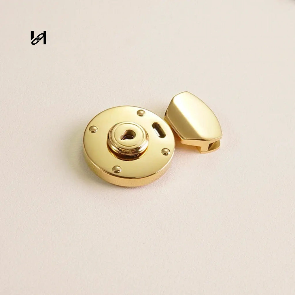 Small Hasp Lock - Gold - hardware