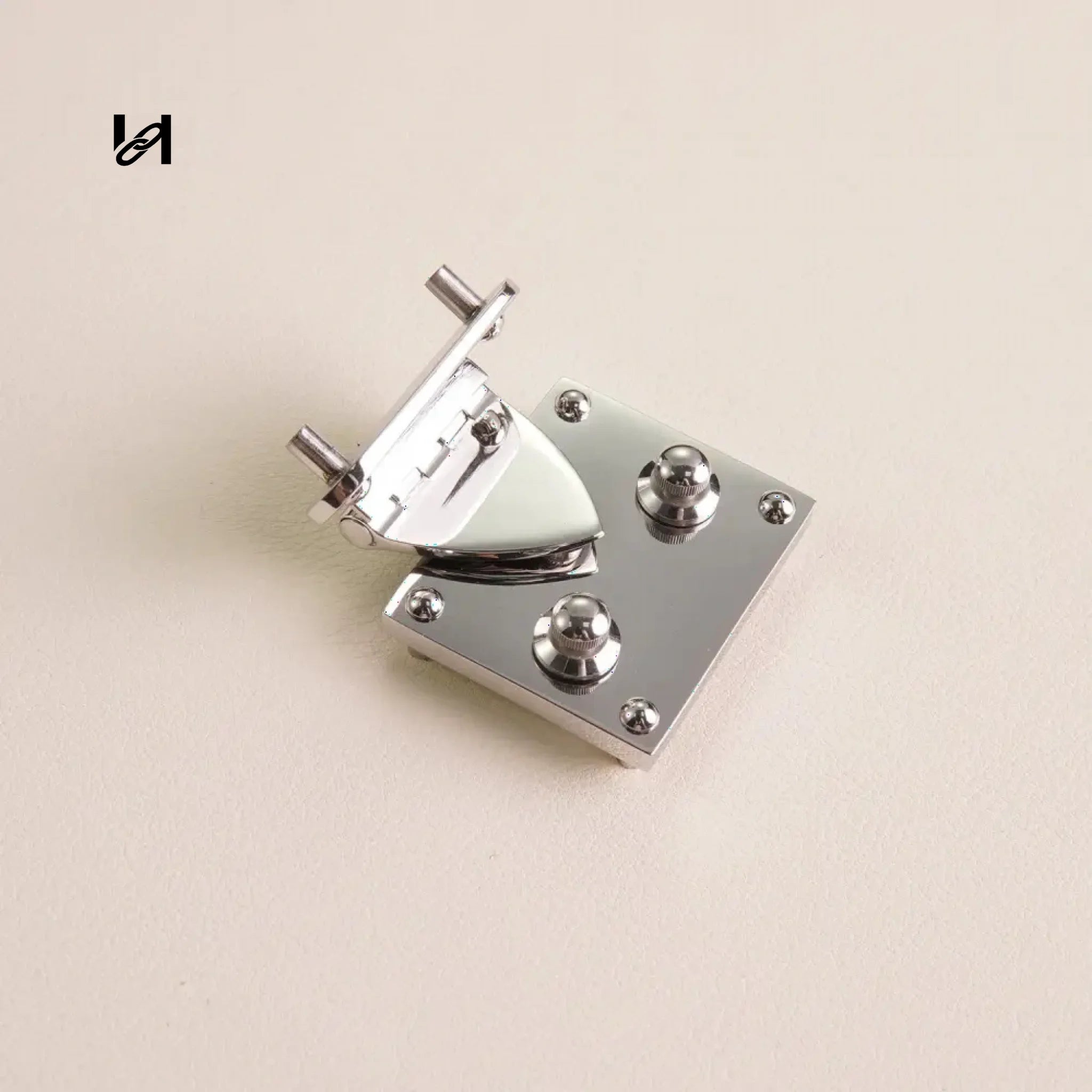 Clipper Closure Lock for Suitcase/Trunkbox - Silver - hardware