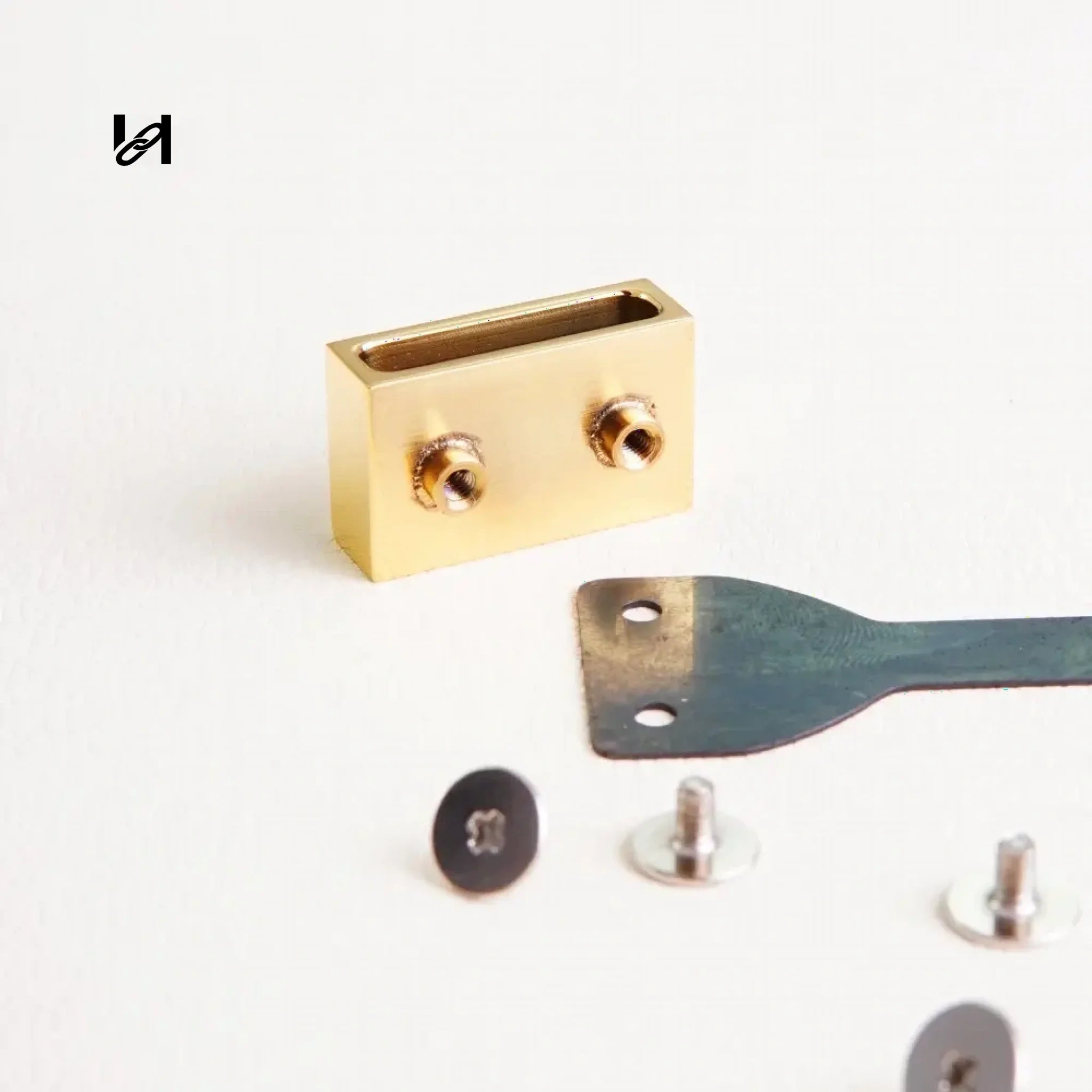 DC square Holder one-pair - hardware