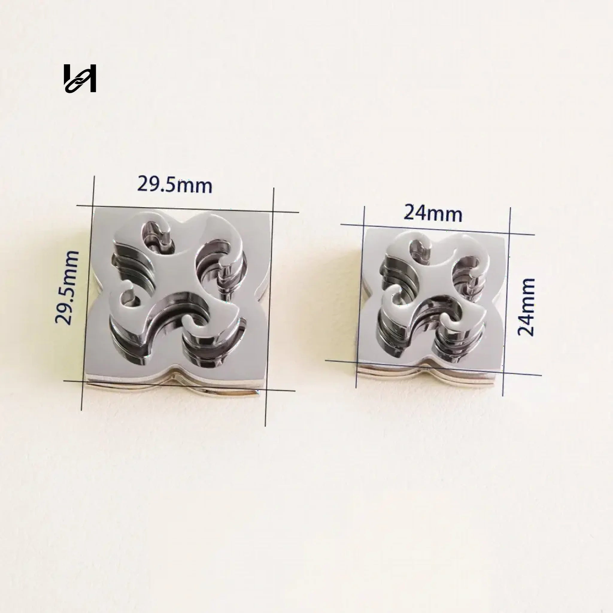 Chrysanthemum Closure - hardware