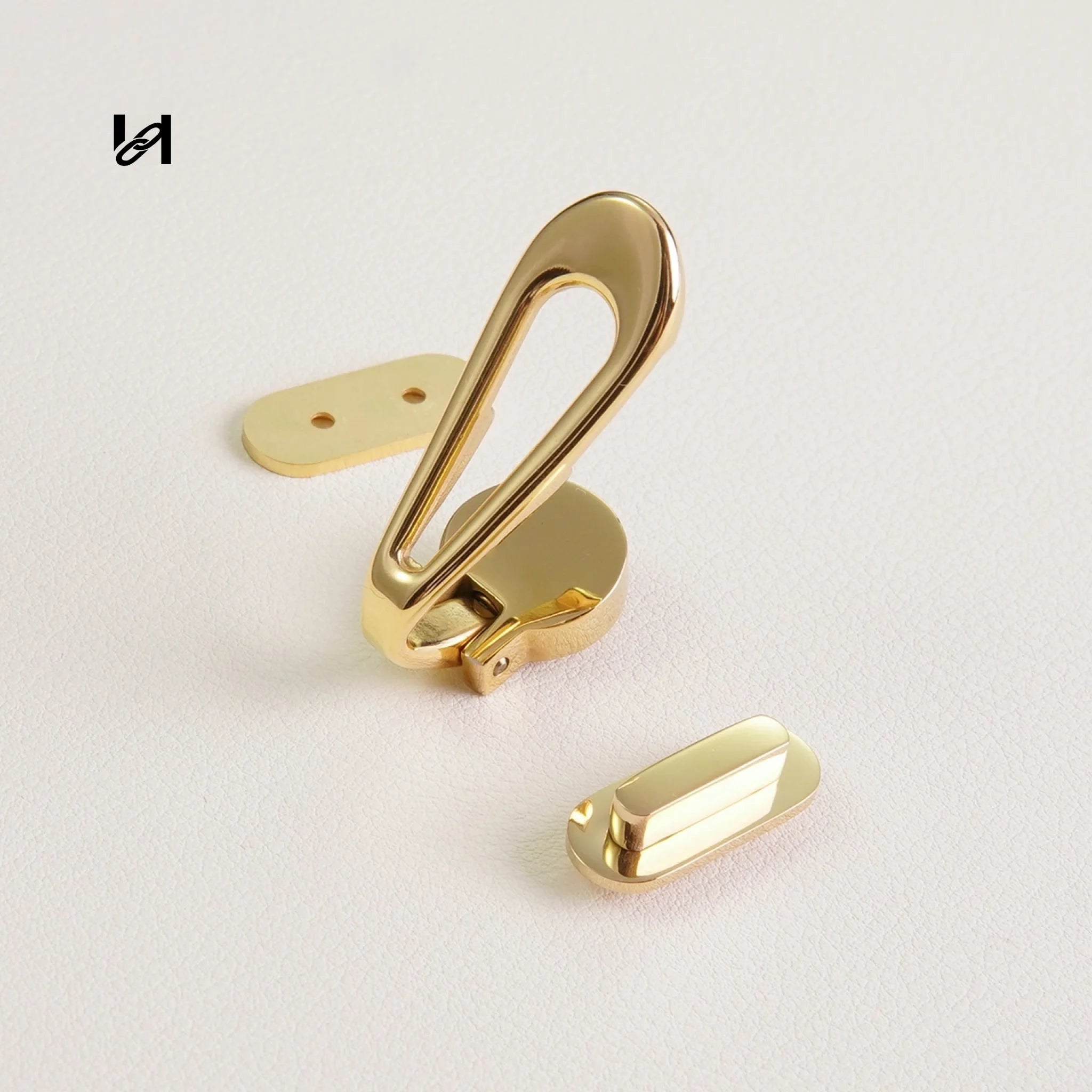 Stainless Steel Lever Closure Lock - hardware