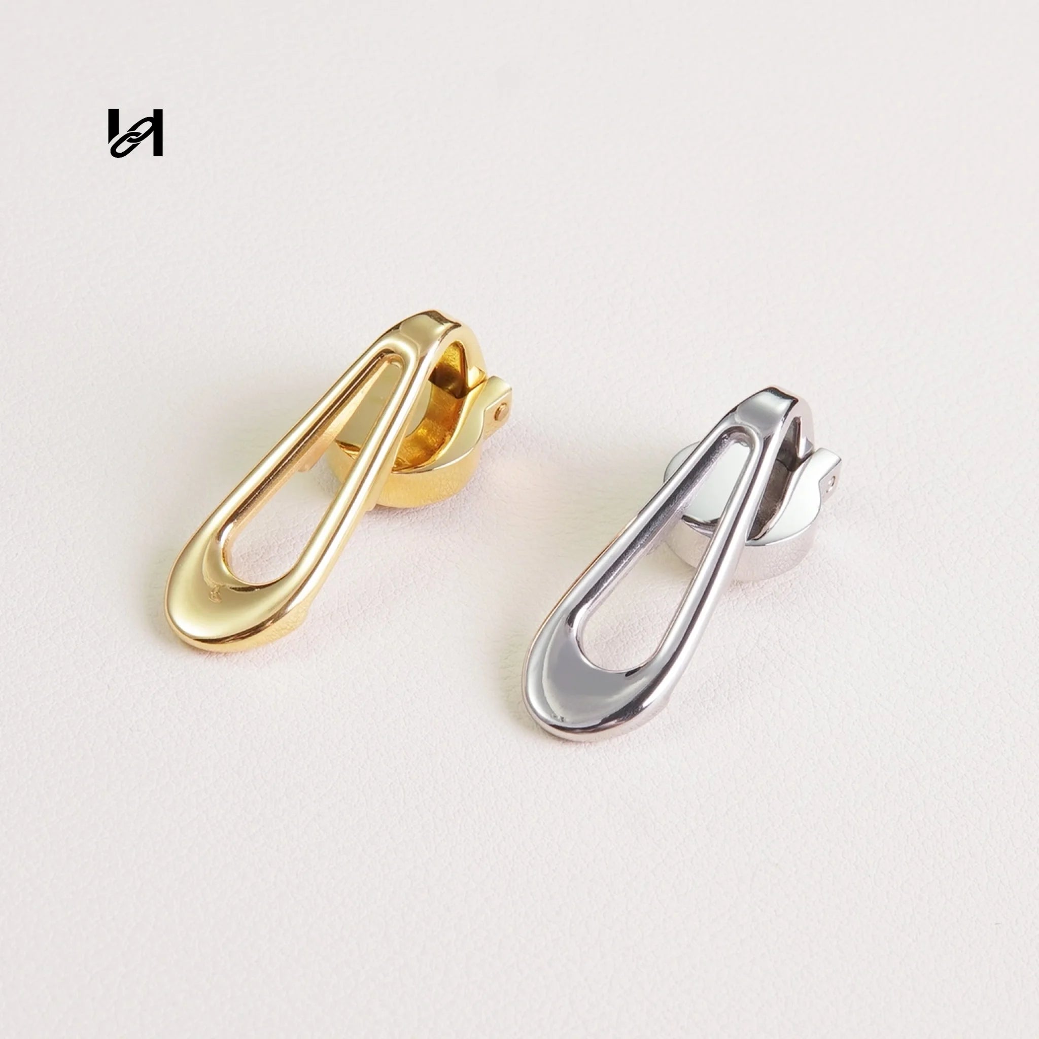 Stainless Steel Lever Closure Lock - hardware