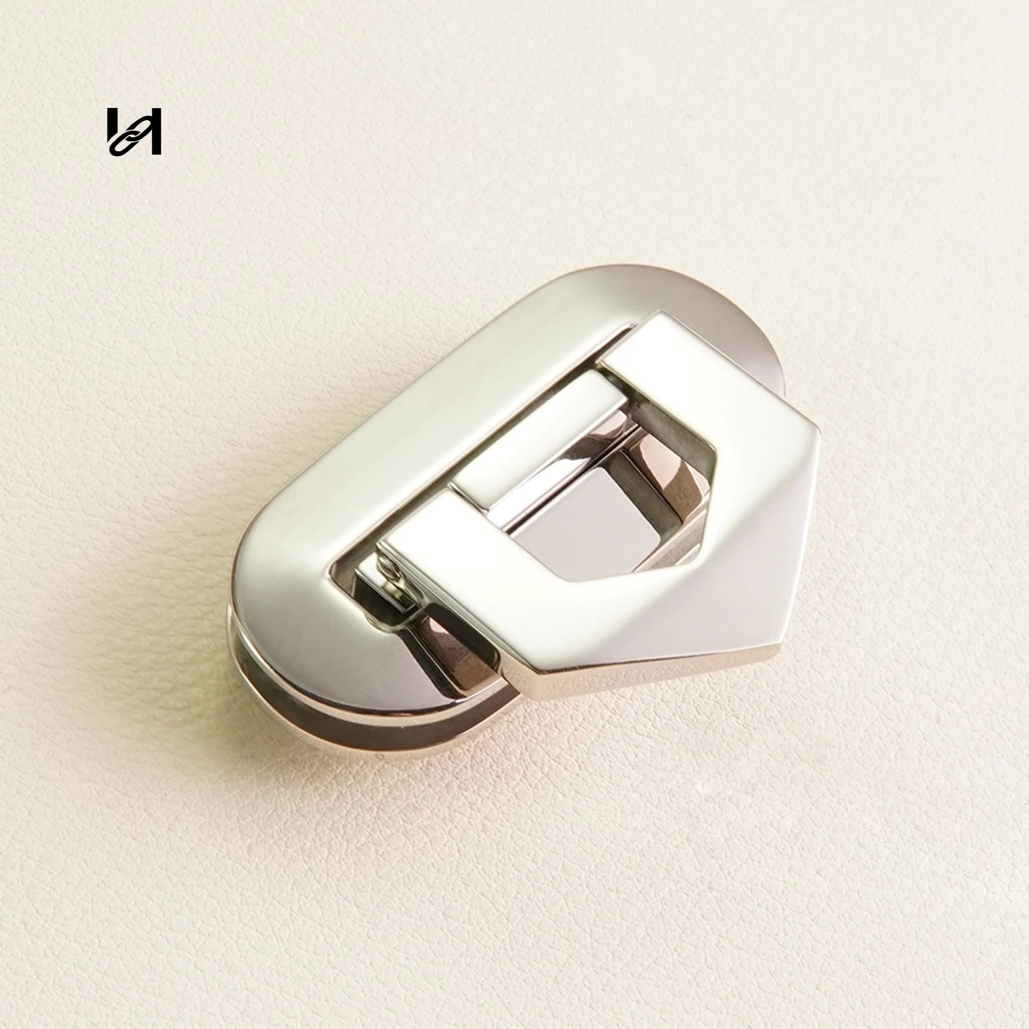 Stainless Steel Oval Clip Closure Lock - hardware