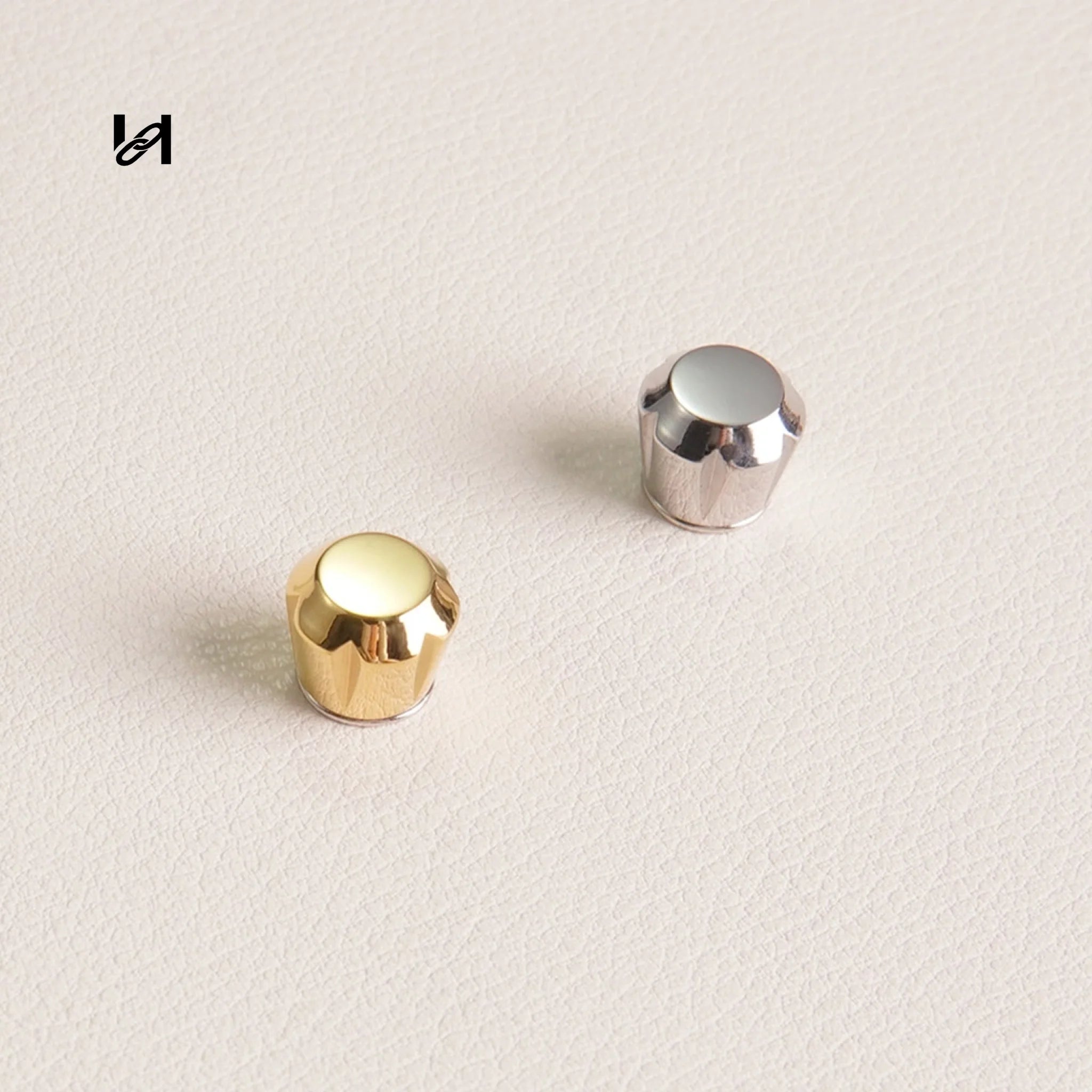 Taper shape-Bag Feet - hardware