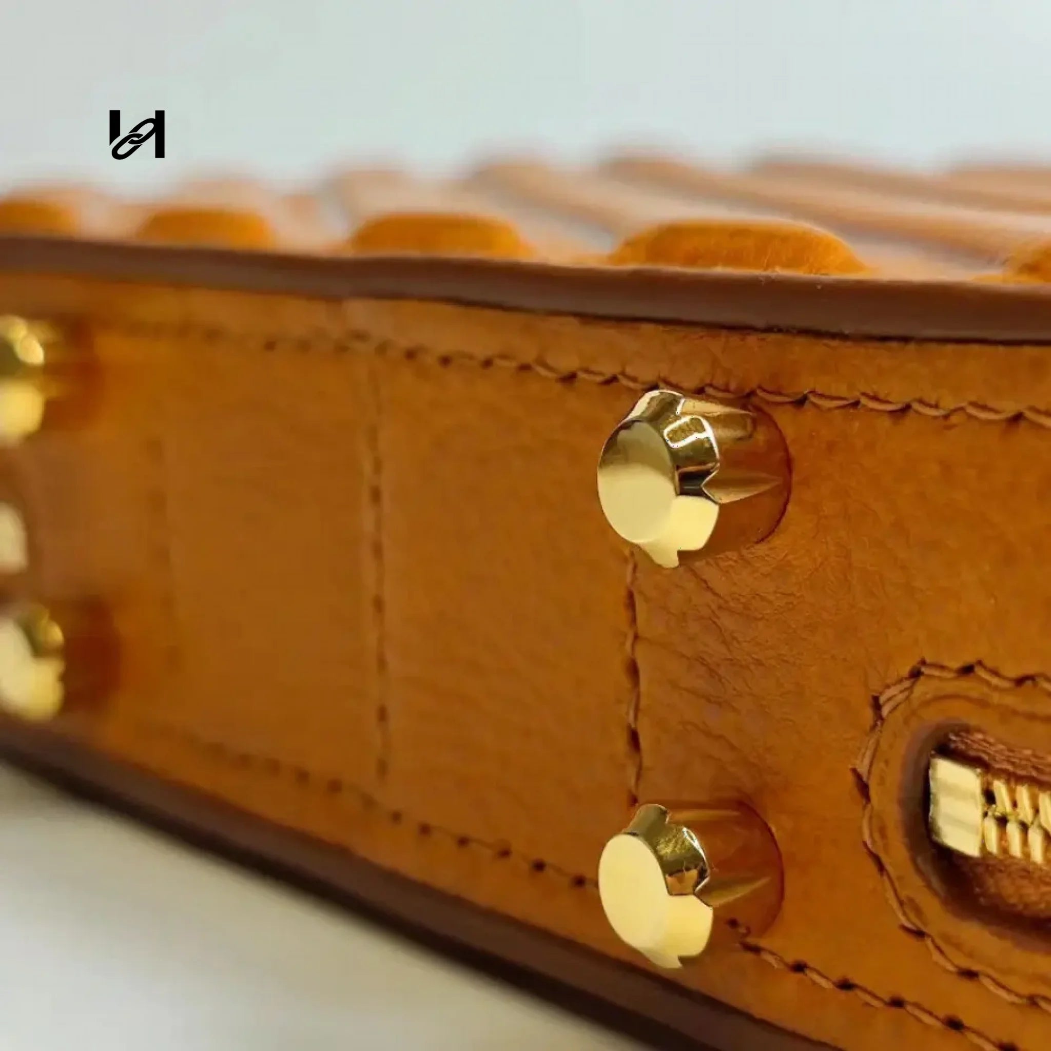 Taper shape foot - hardware