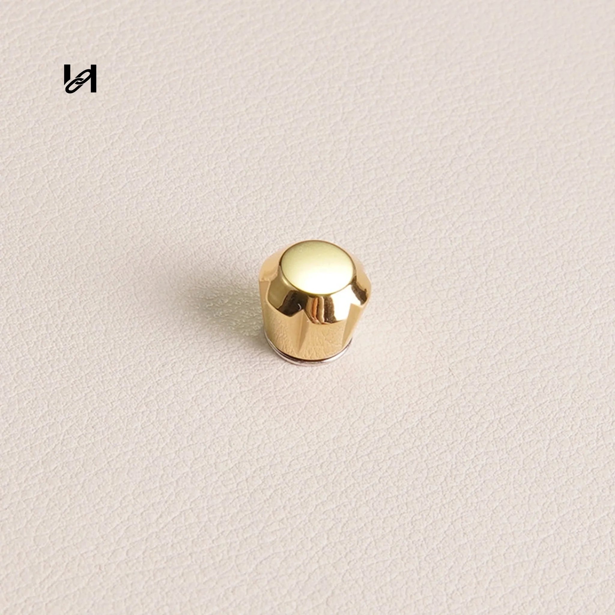 Taper shape-Bag Feet - hardware