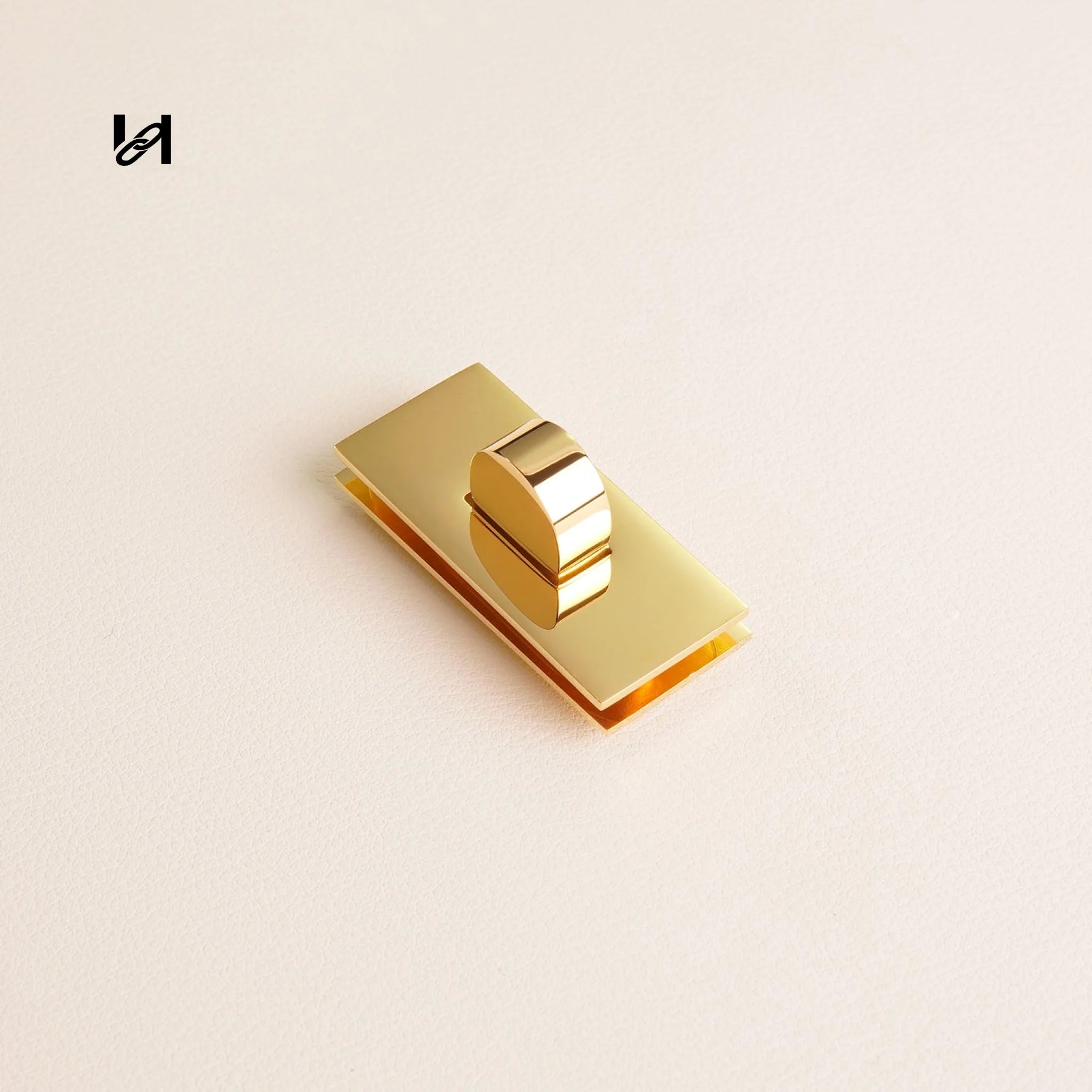 Tote Bag Twist Lock - Flat / Gold - hardware