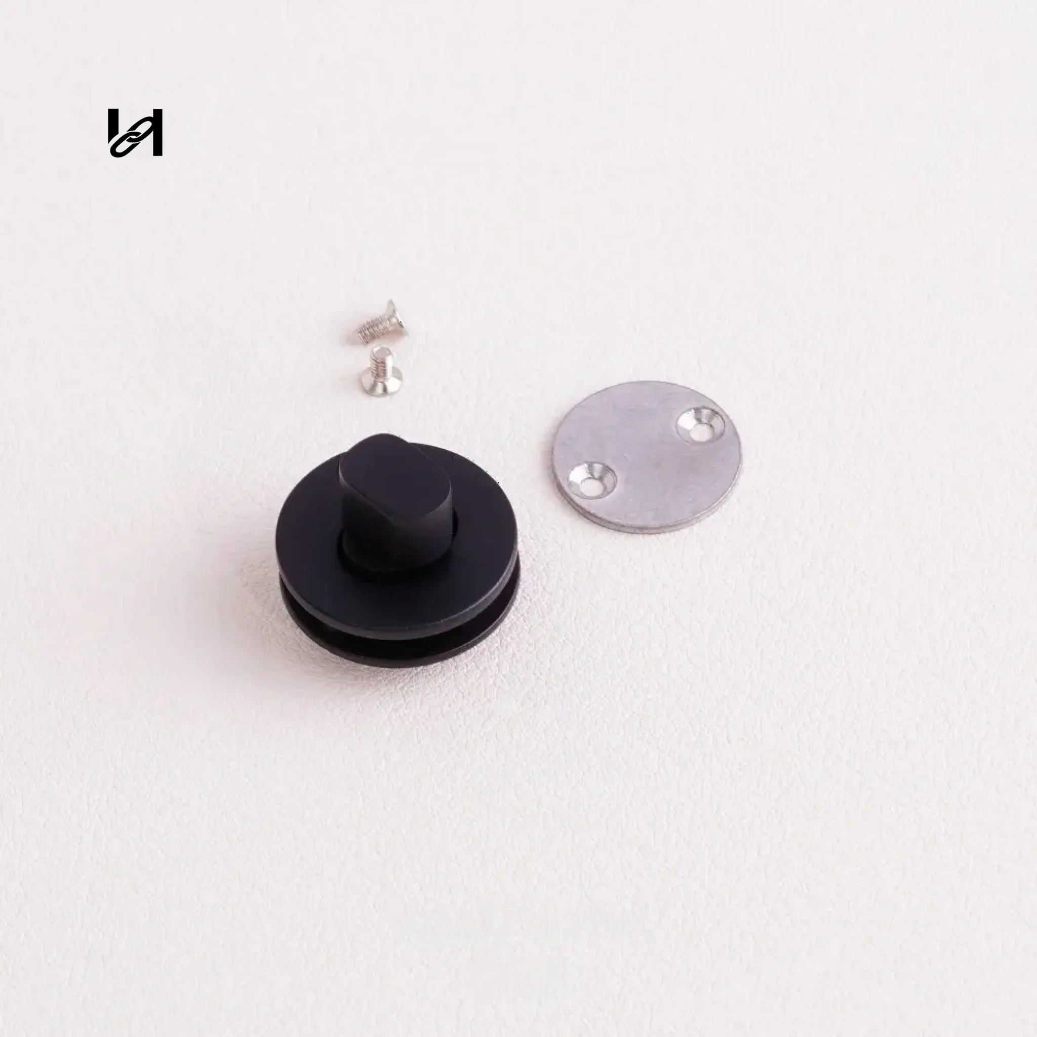 Turn Lock Clasp - 20mm / Flat / Black - hardware