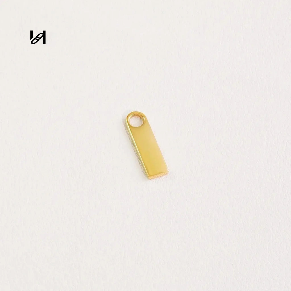 Zipper Puller #3 - gold - hardware
