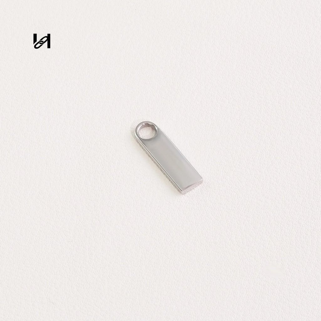 Zipper Puller #3 - silver - hardware