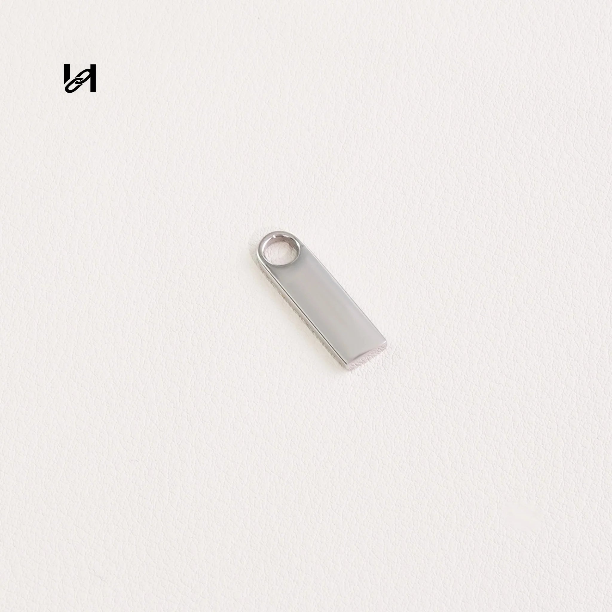 Zipper Puller #3 - silver - hardware