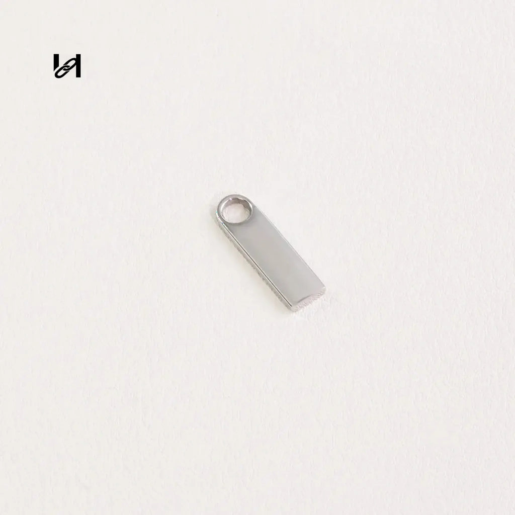 Zipper Puller #3 - silver - hardware